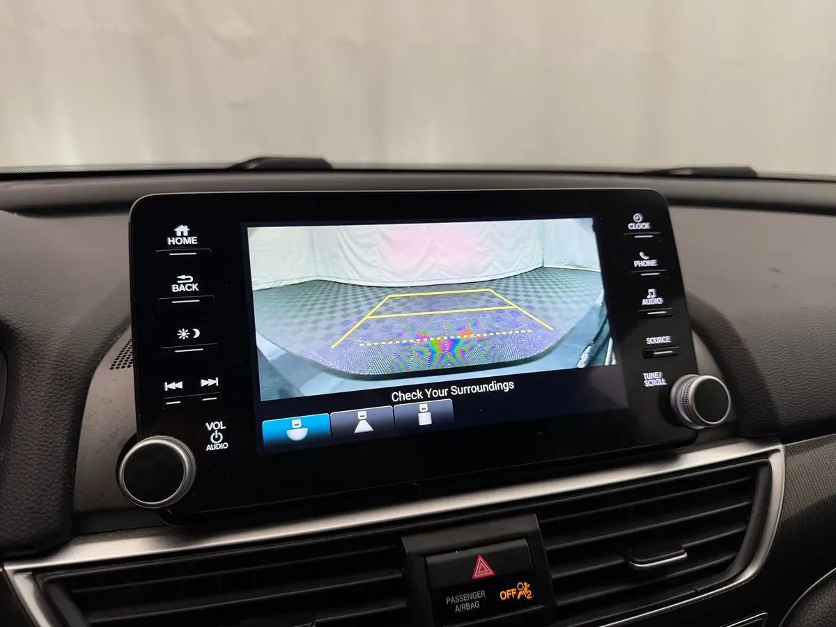 Honda Accord photo 19