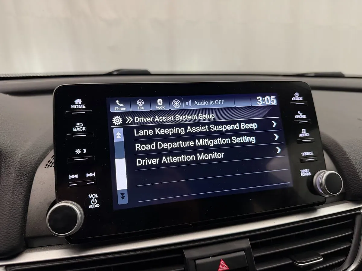 Honda Accord photo 17