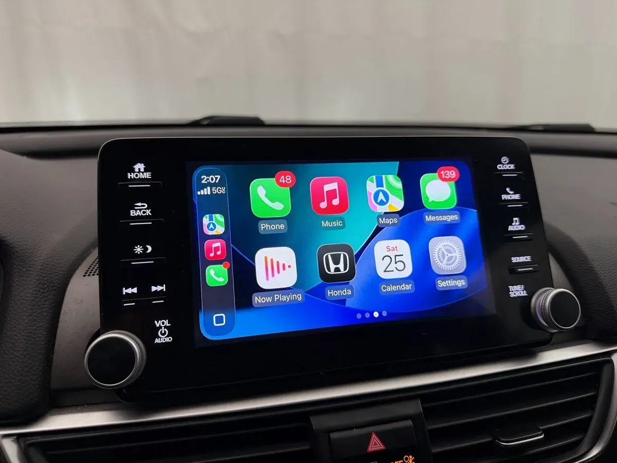 Honda Accord photo 22