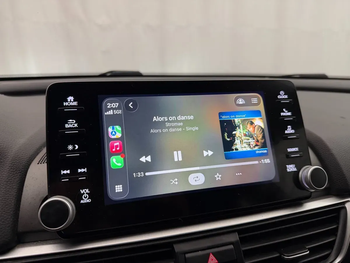 Honda Accord photo 23