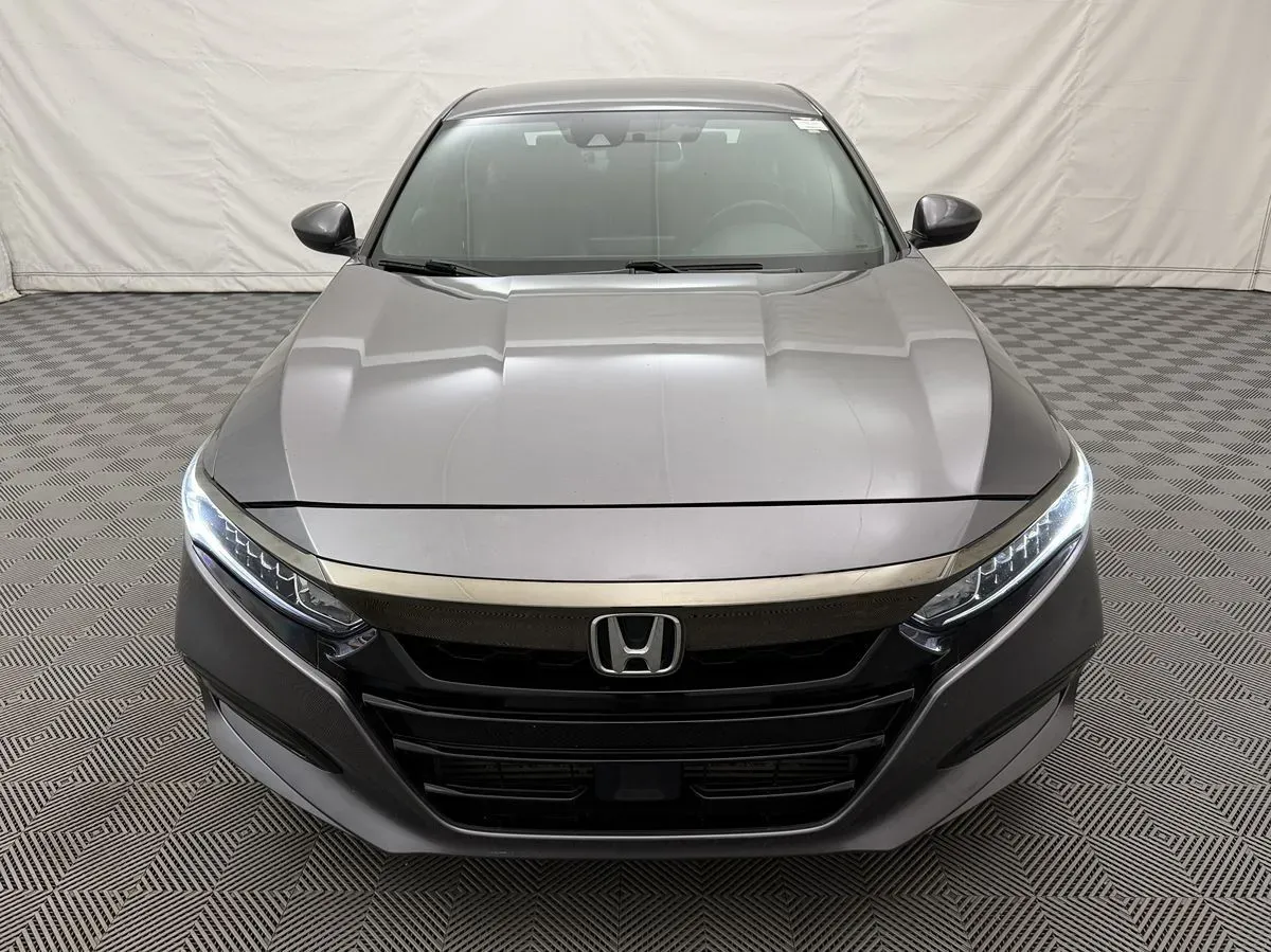 Honda Accord photo 3