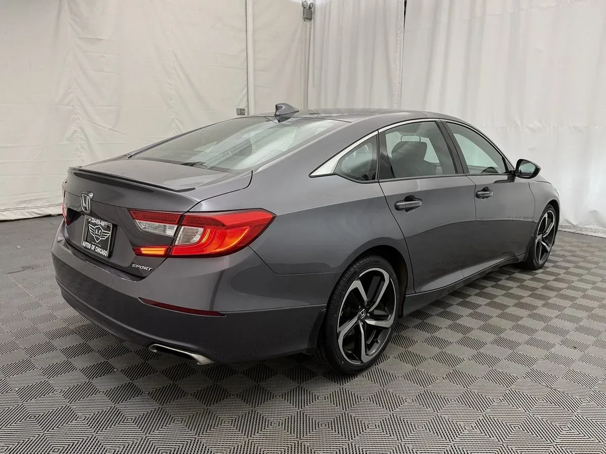 Honda Accord photo 5