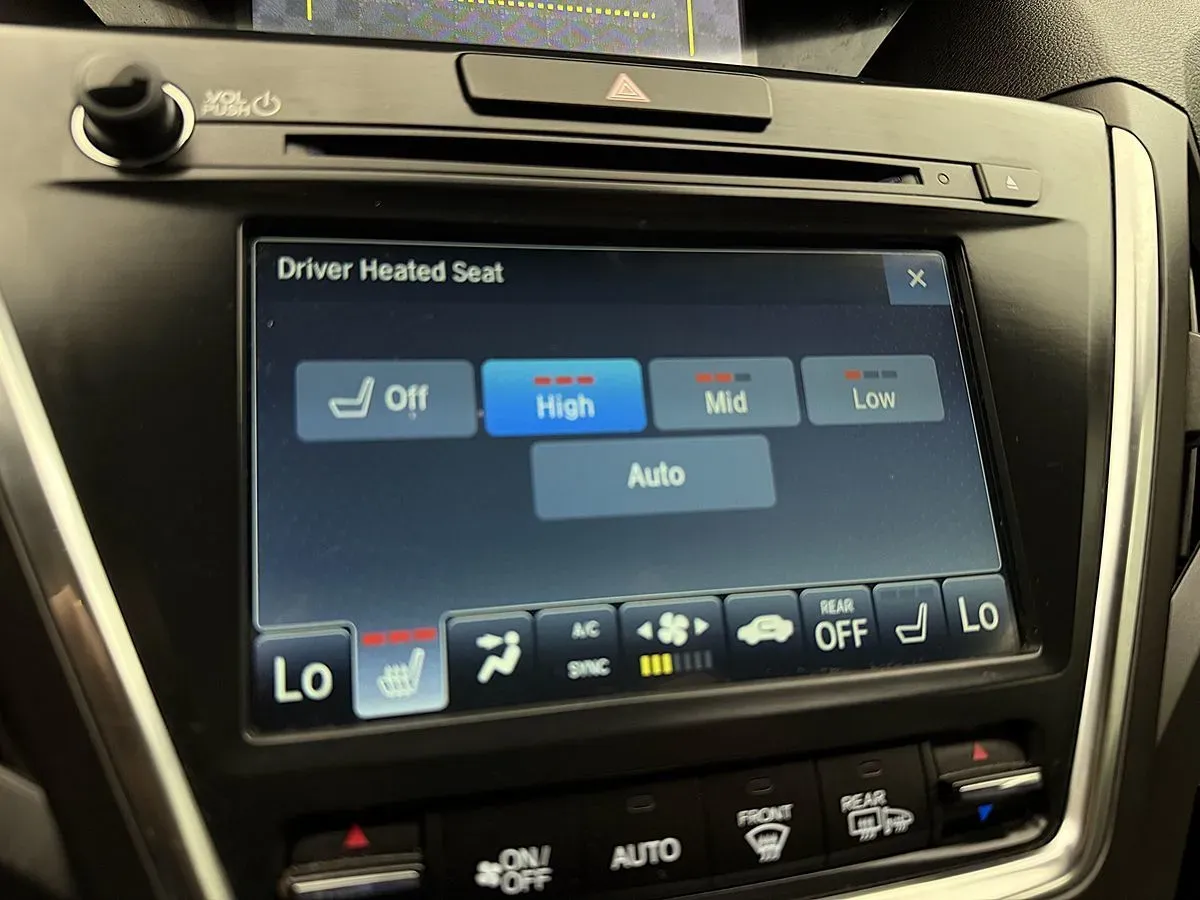 Acura MDX photo 25