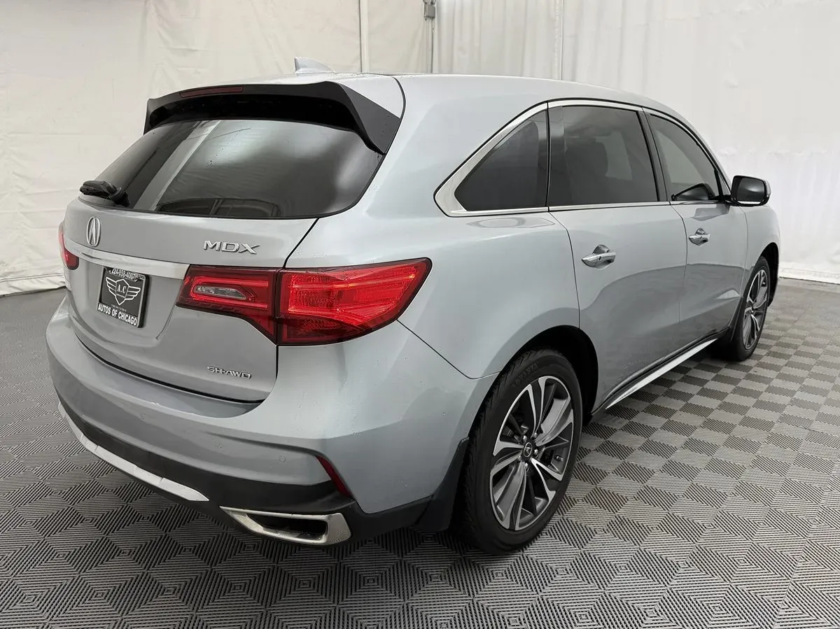 Acura MDX photo 5