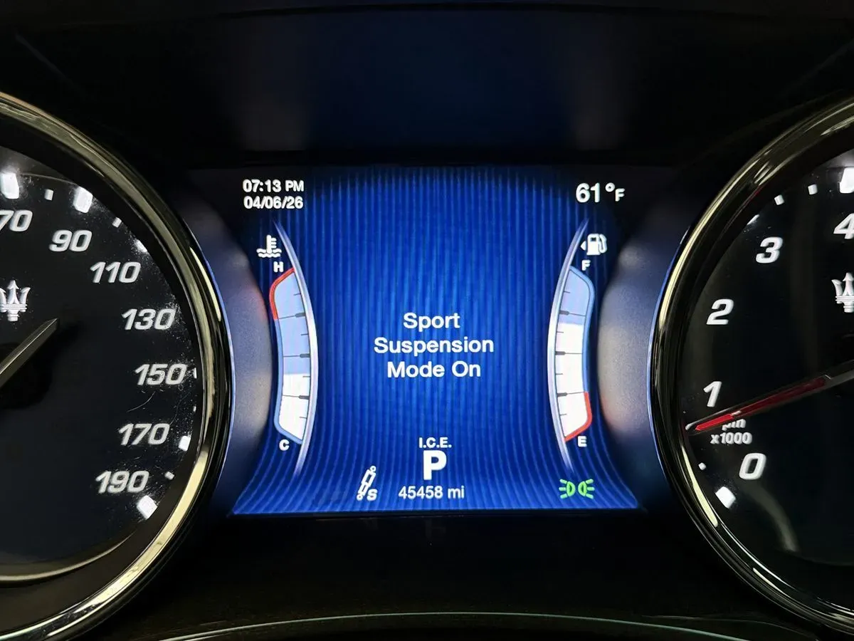 Maserati Quattroporte photo 13