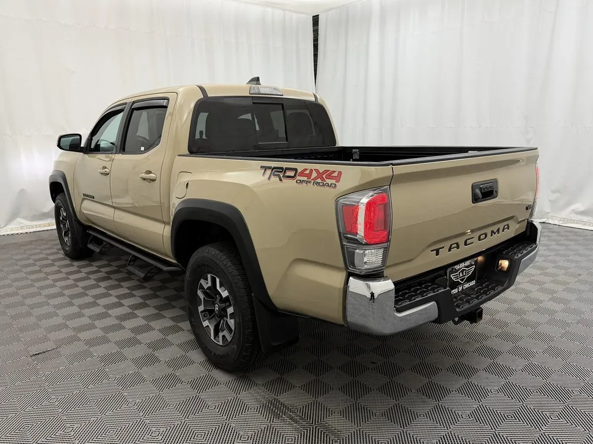 Toyota Tacoma photo 7