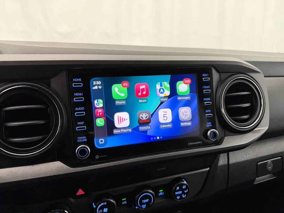 Toyota Tacoma photo 20