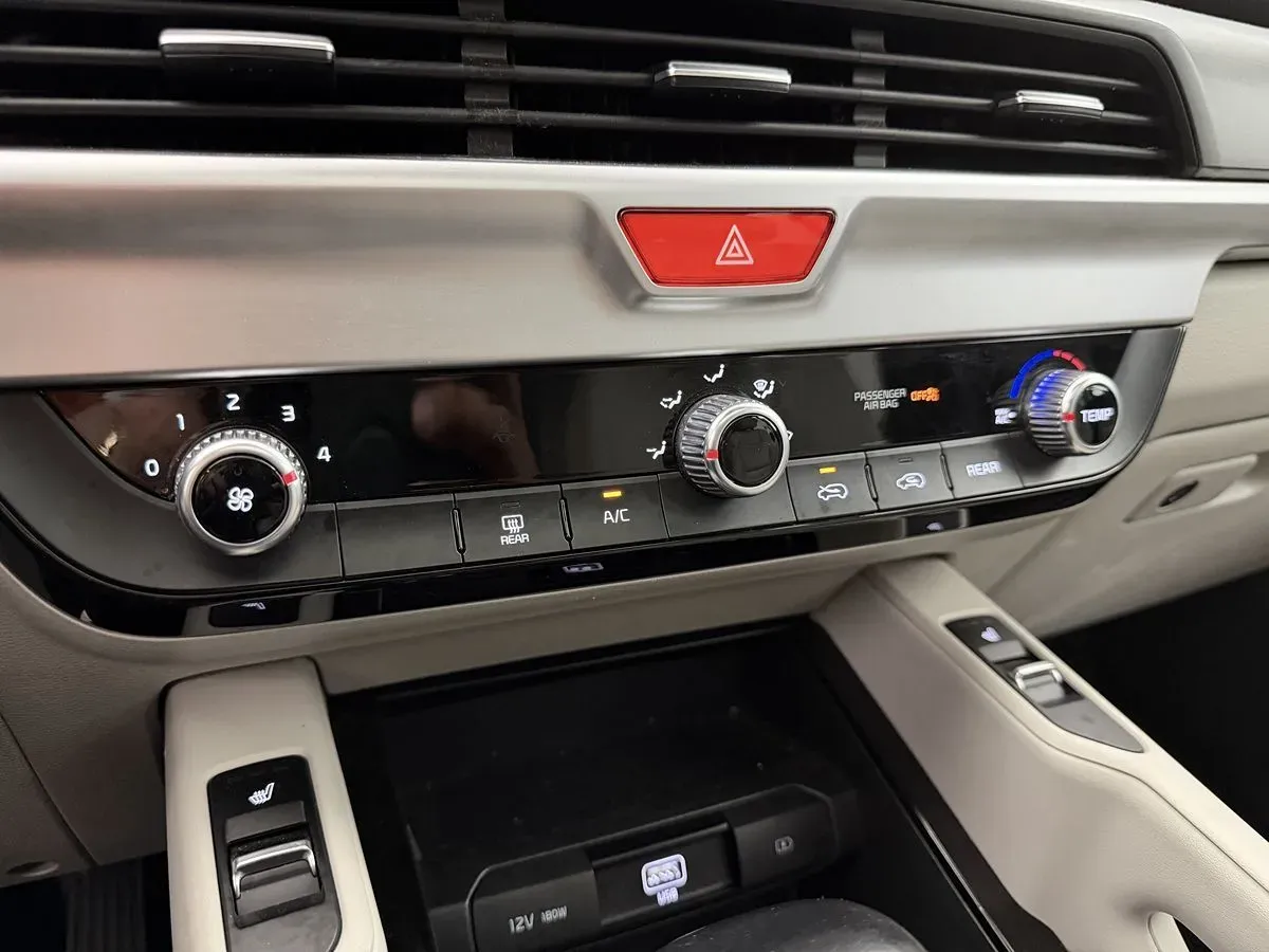 Kia Telluride photo 26