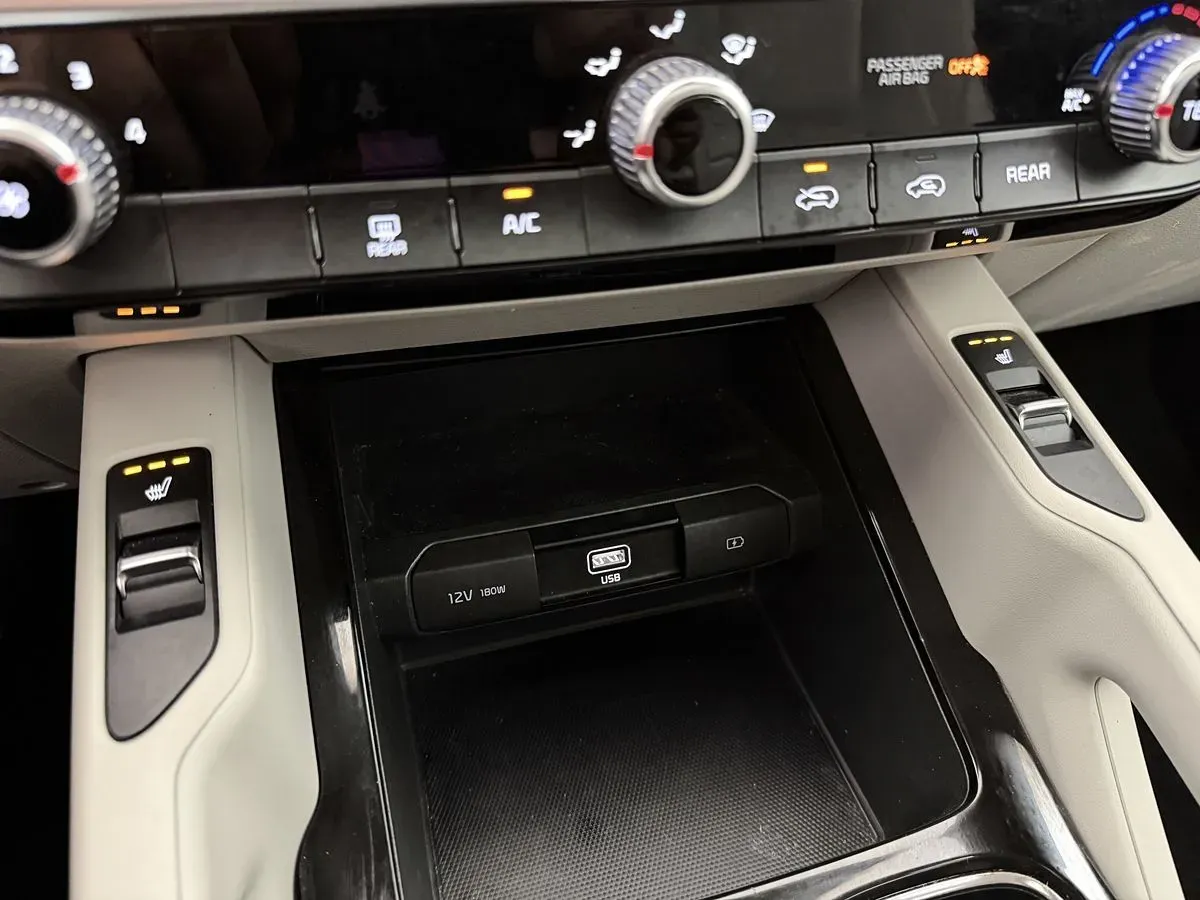 Kia Telluride photo 27