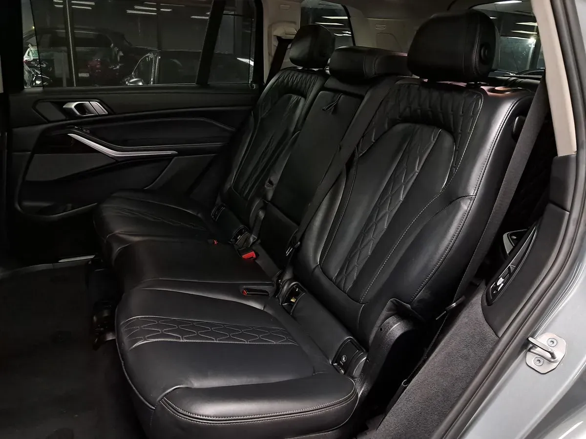 BMW X7 photo 50
