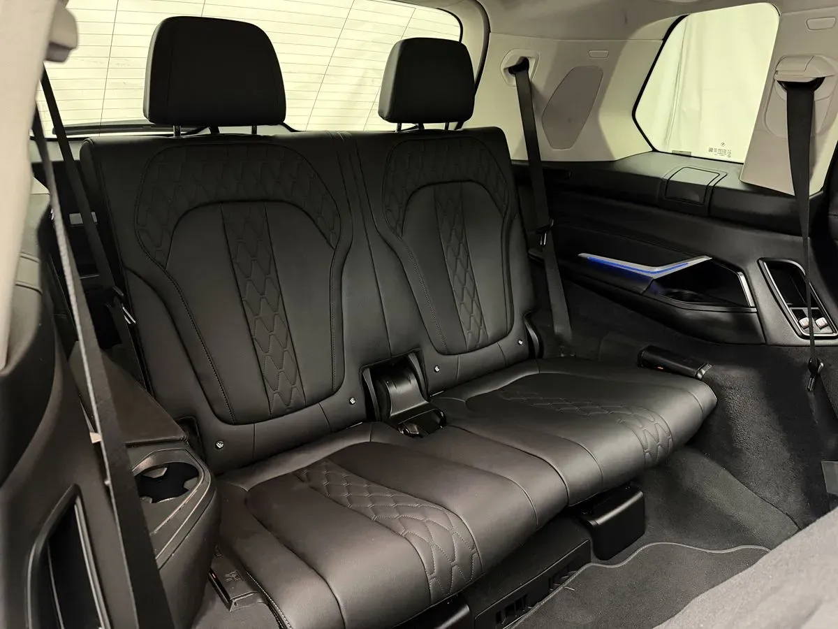BMW X7 photo 55