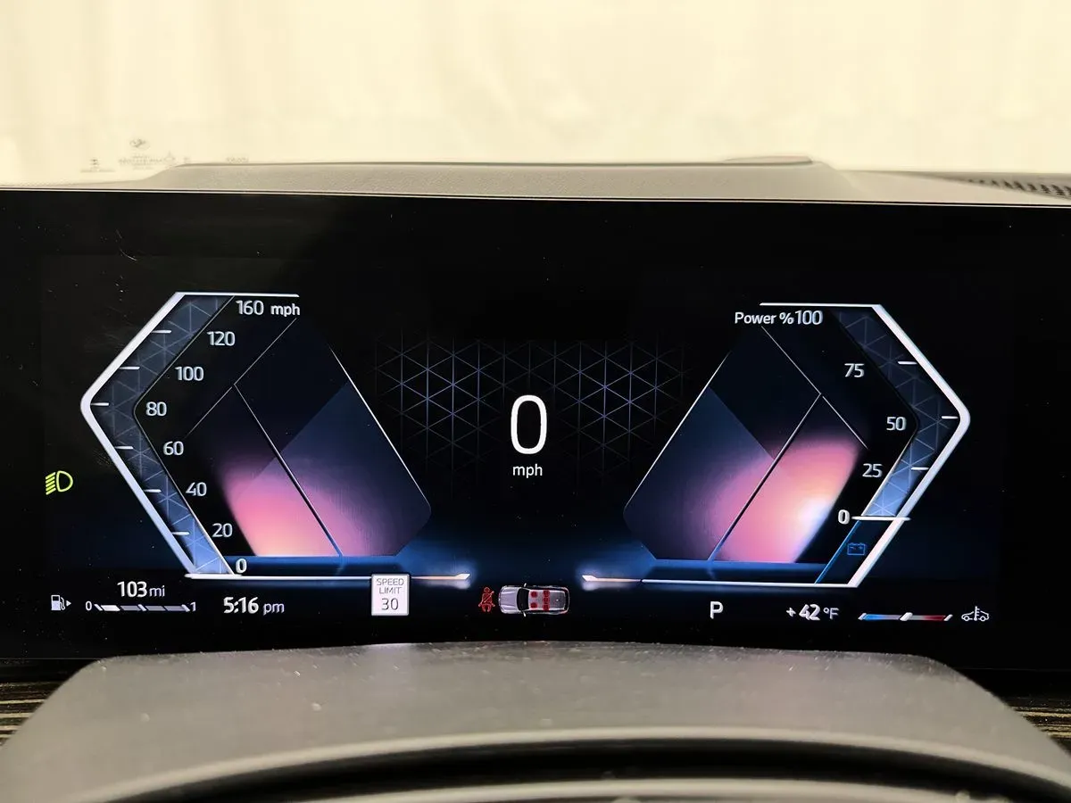 BMW X7 photo 13