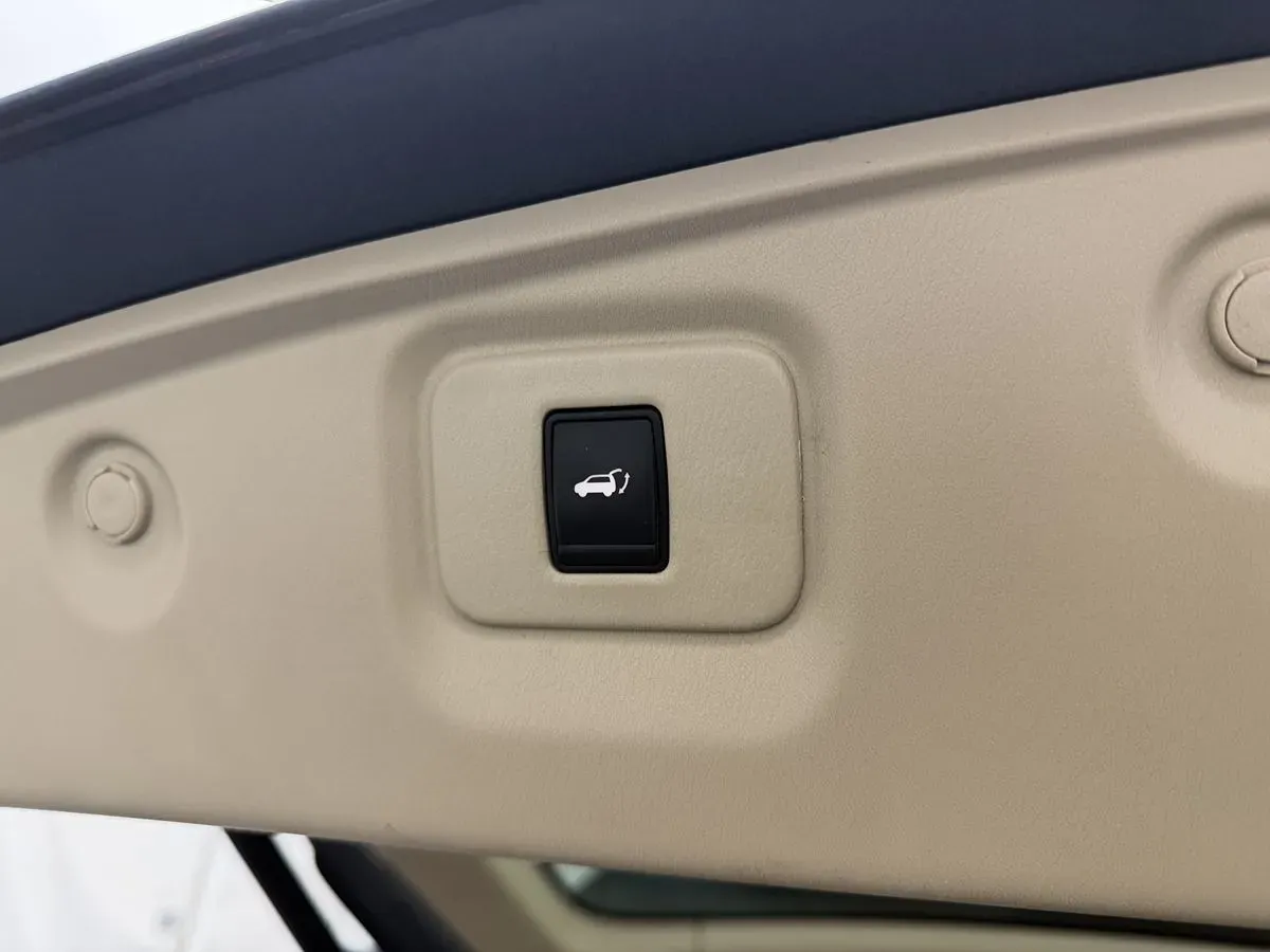 Nissan Pathfinder photo 32