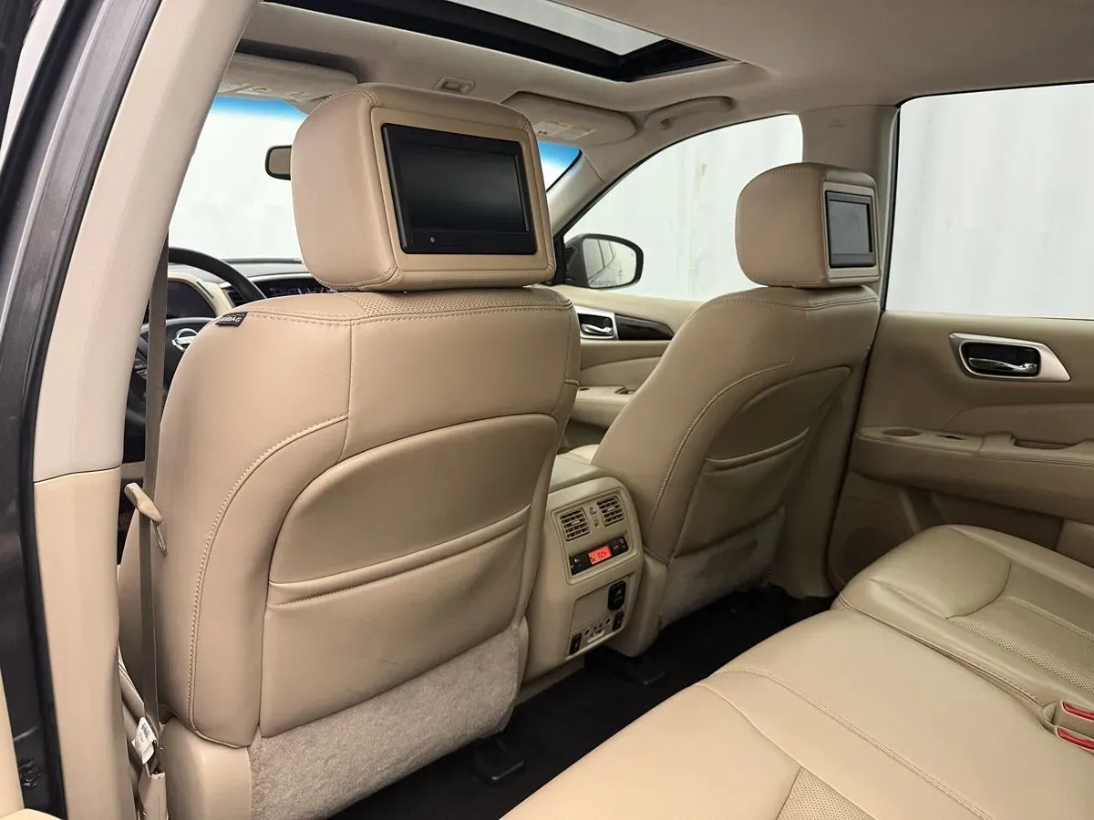 Nissan Pathfinder photo 26