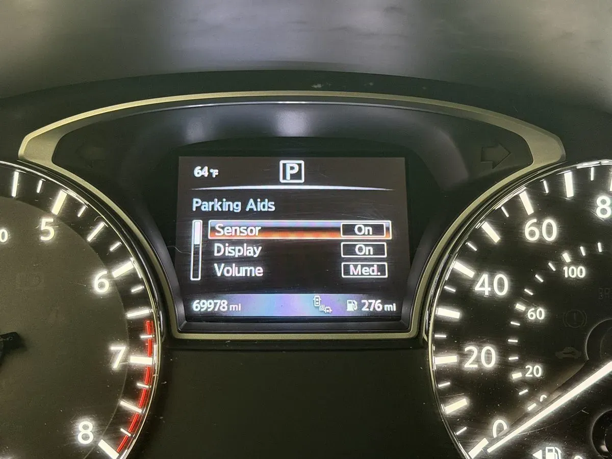 Nissan Pathfinder photo 13