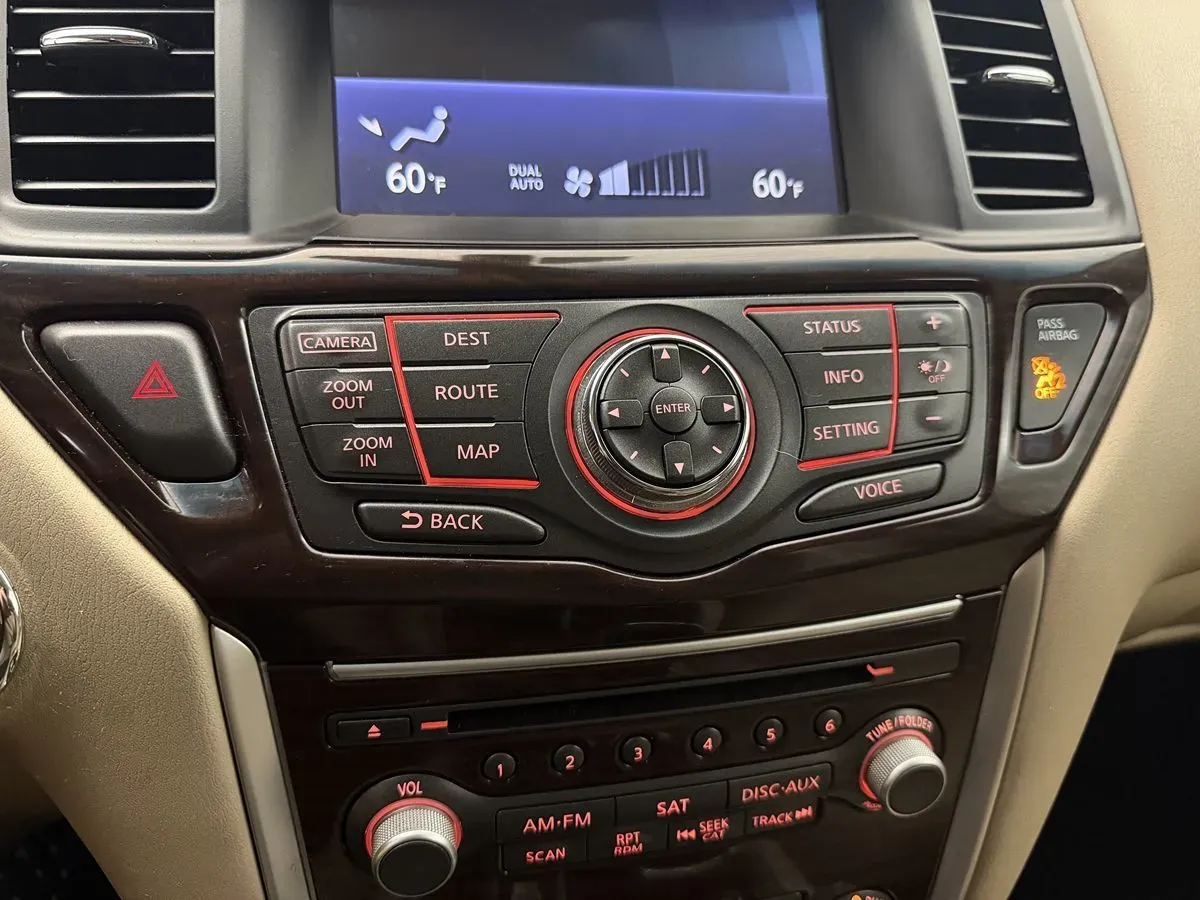 Nissan Pathfinder photo 20