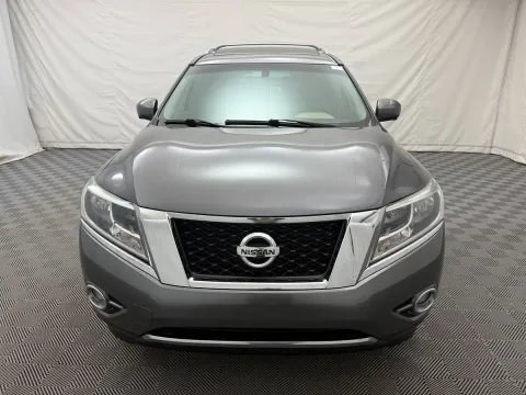 Another view of 2016 Nissan Pathfinder Platinum for sale in Arlington Heights, IL at Autos of Chicago