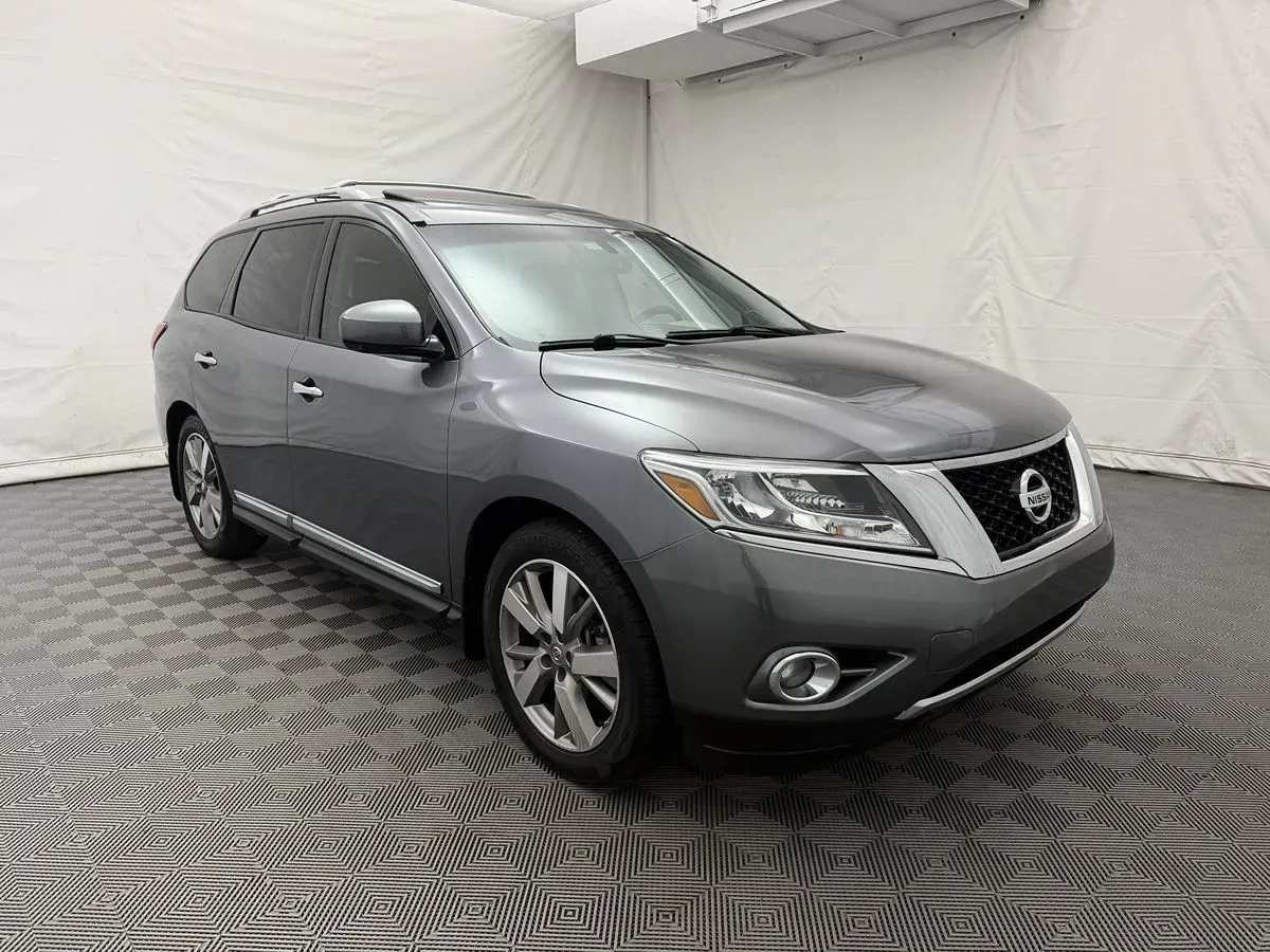 Nissan Pathfinder photo 4