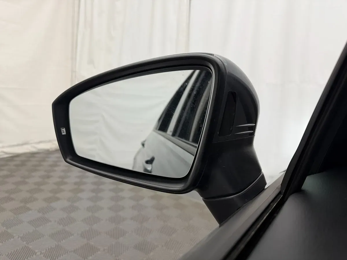Volkswagen Tiguan photo 15