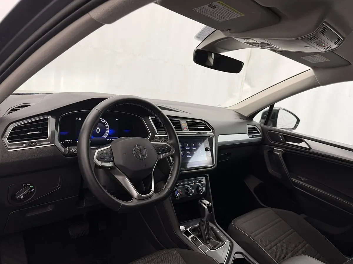 Volkswagen Tiguan photo 8