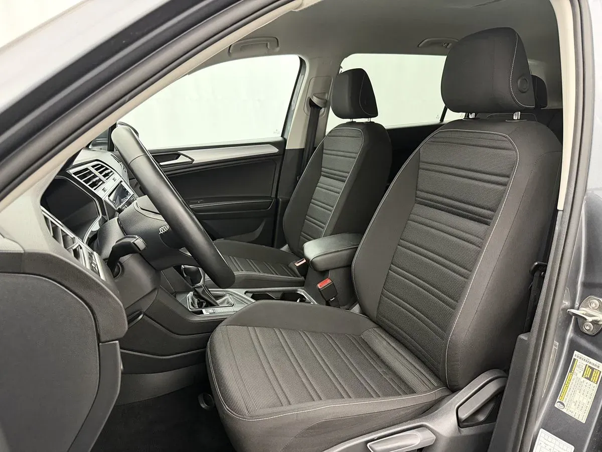 Volkswagen Tiguan photo 9
