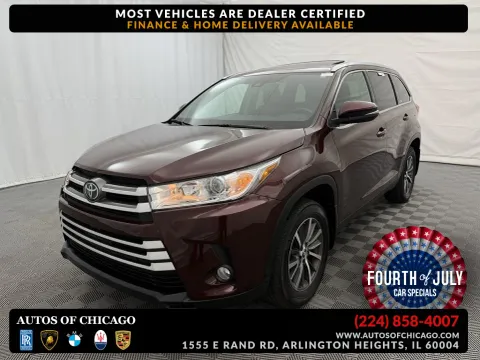 Red 2019 Toyota Highlander XLE for sale in Arlington Heights, IL