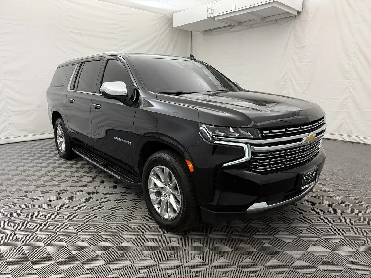 Chevrolet Suburban photo 4