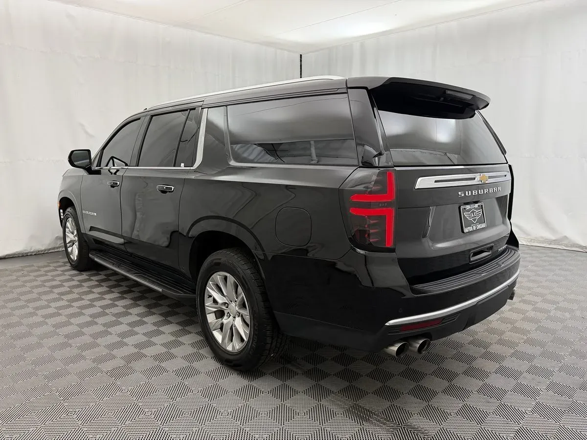 Chevrolet Suburban photo 7