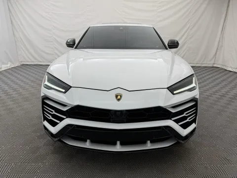 Another view of 2021 Lamborghini Urus Pearl Capsule for sale in Arlington Heights, IL at Autos of Chicago