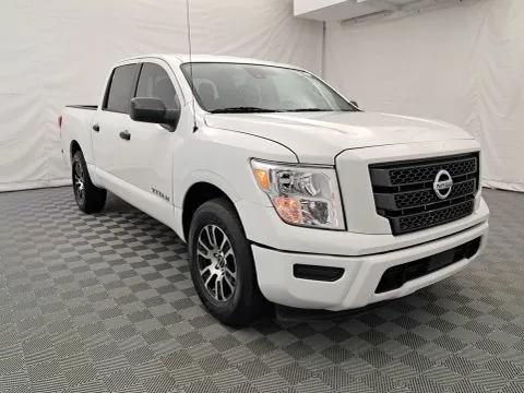 Another view of 2023 Nissan Titan SV for sale in Arlington Heights, IL at Autos of Chicago