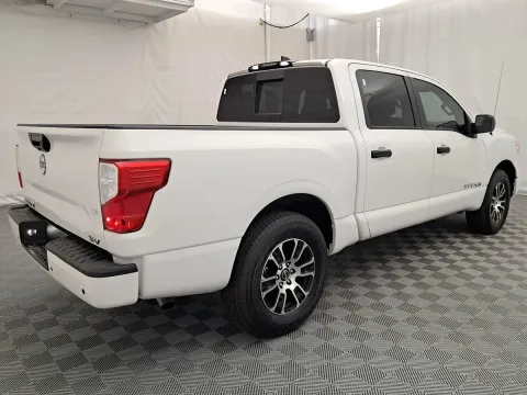 More photos of 2023 Nissan Titan SV at Autos of Chicago, IL