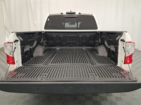 More photos of 2023 Nissan Titan SV at Autos of Chicago, IL