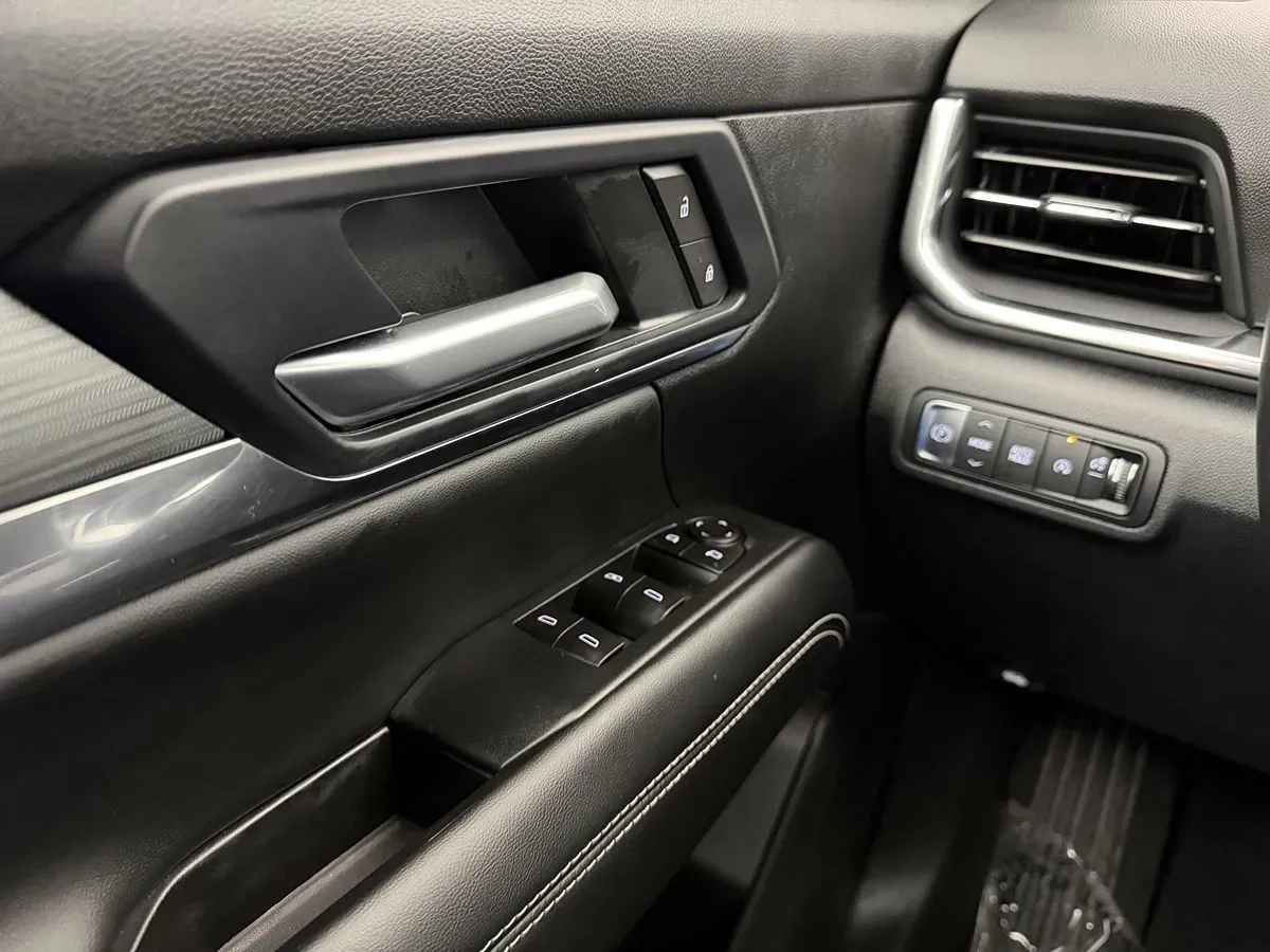 GMC Terrain photo 13