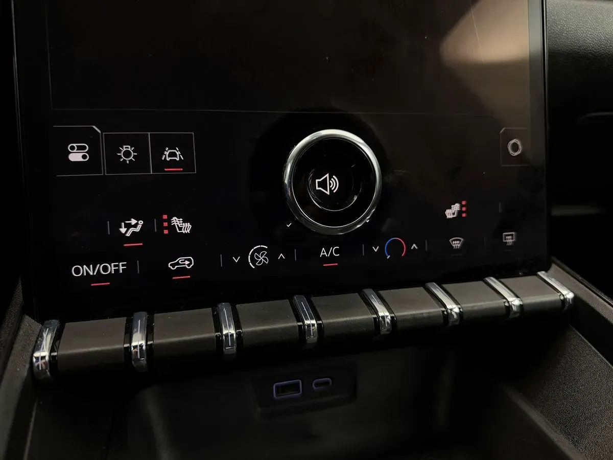 GMC Terrain photo 23