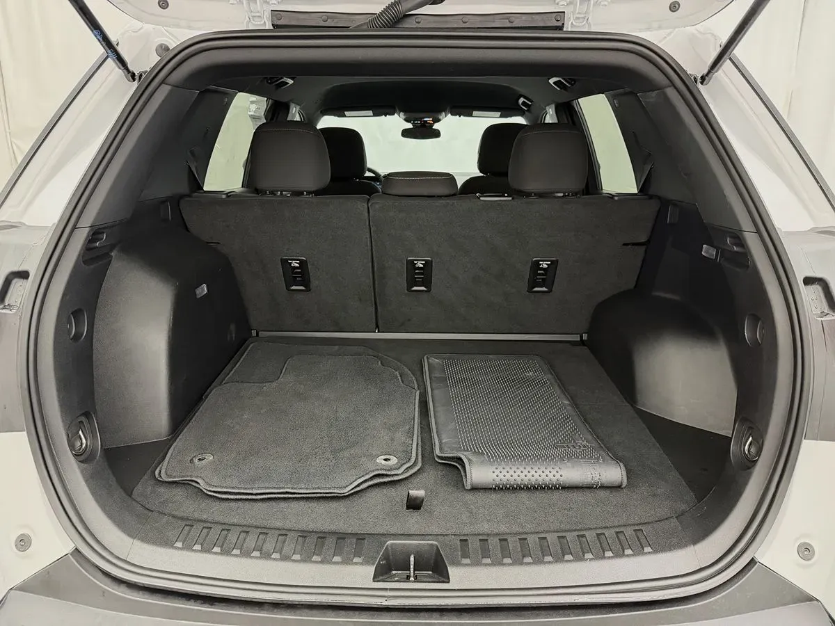 GMC Terrain photo 28