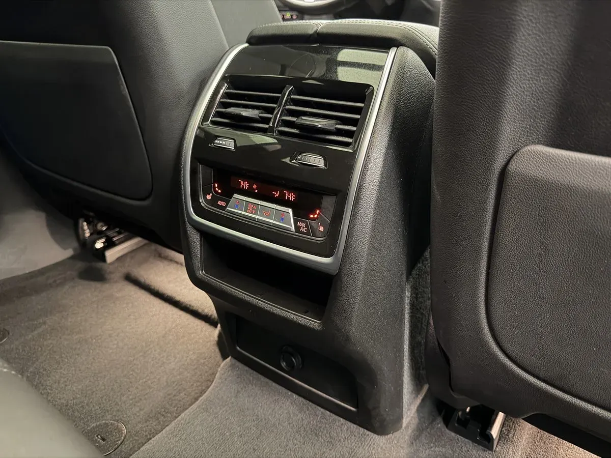 BMW X6 photo 58