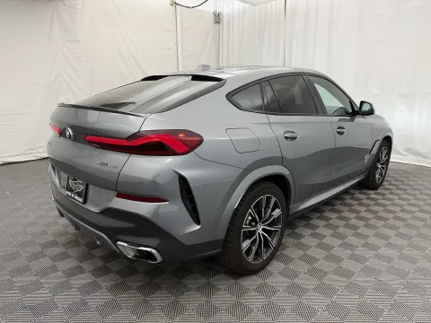 More photos of 2025 BMW X6 xDrive40i at Autos of Chicago, IL