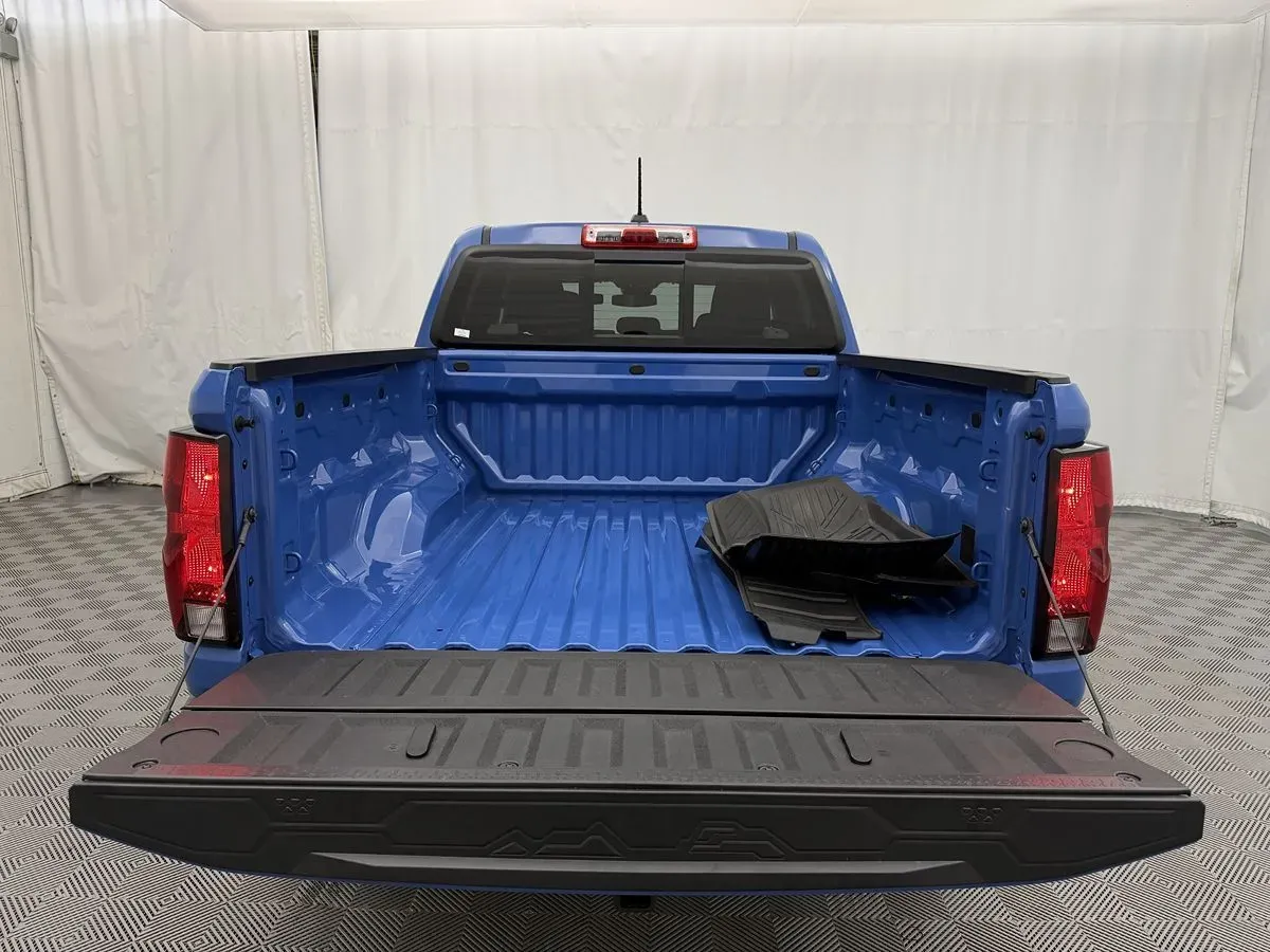 Chevrolet Colorado photo 34