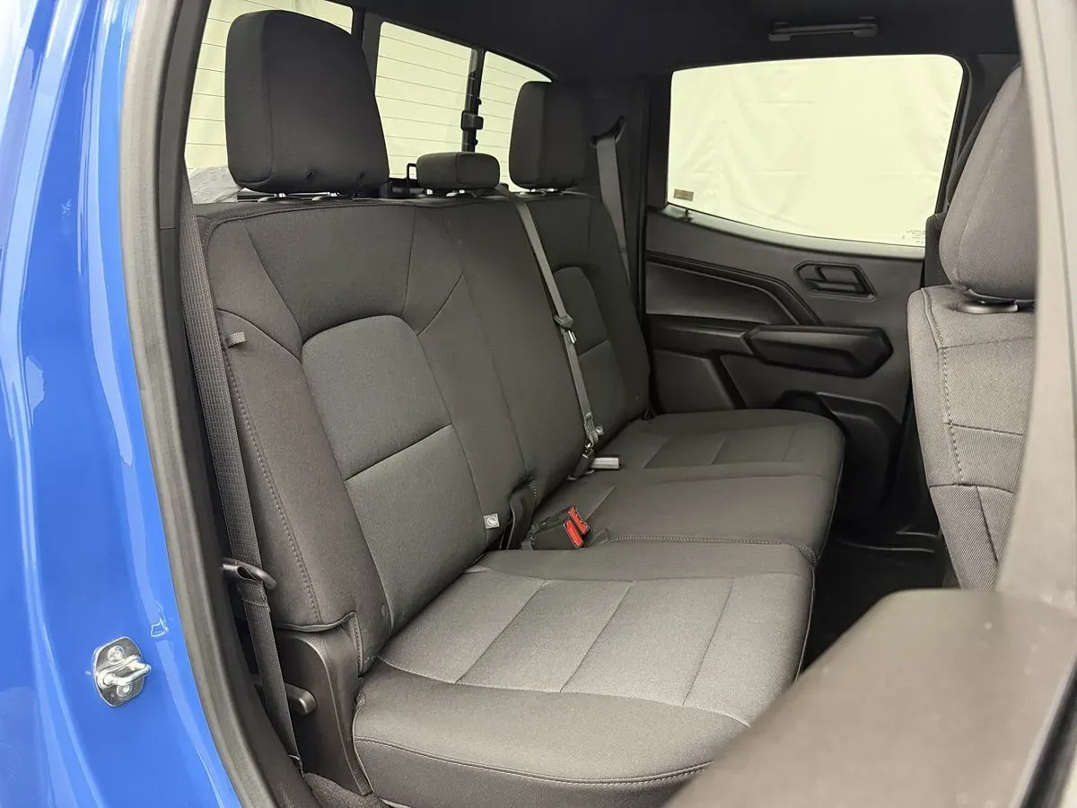 Chevrolet Colorado photo 32