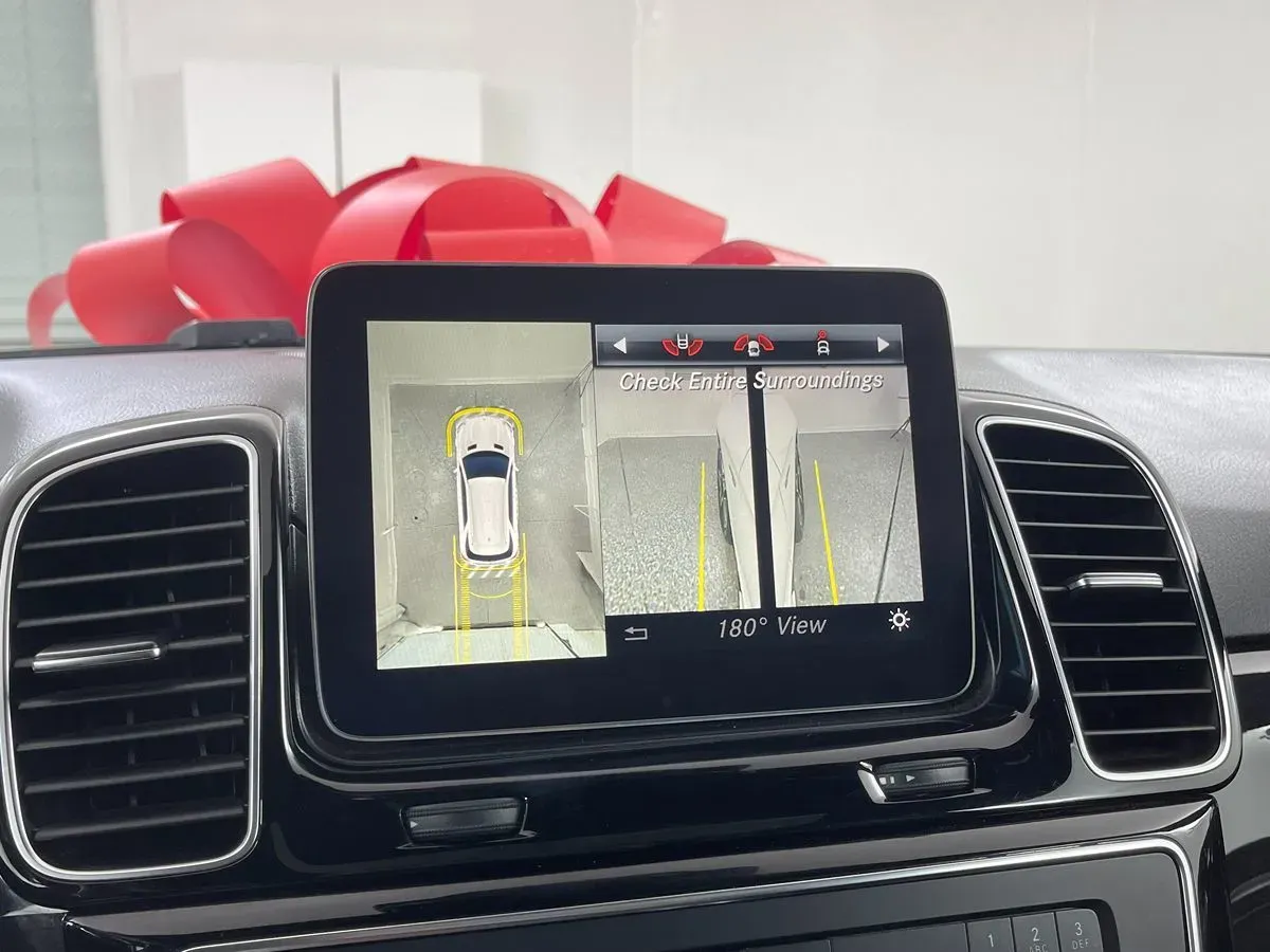 Mercedes-Benz GLE photo 22
