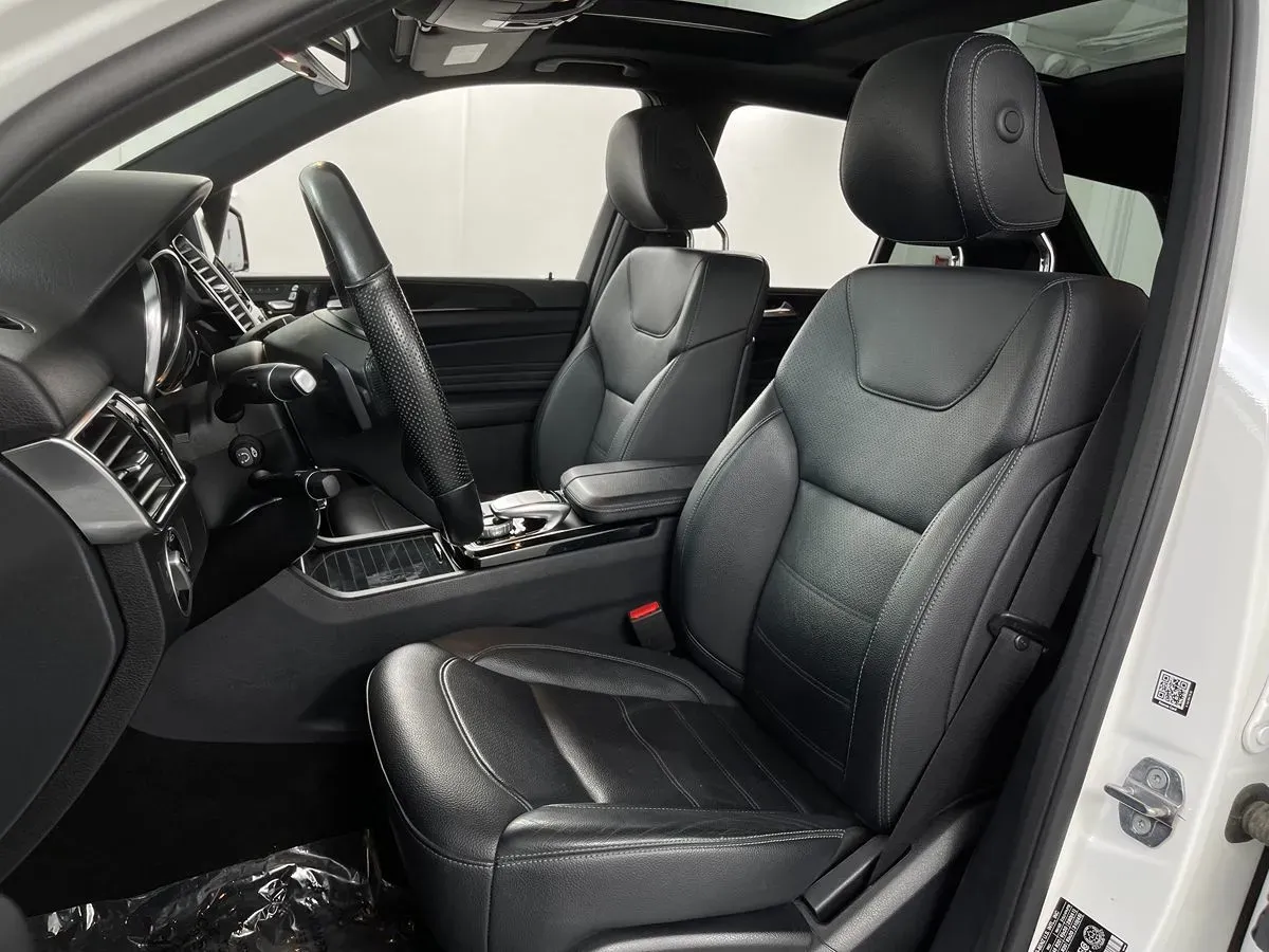 Mercedes-Benz GLE photo 7