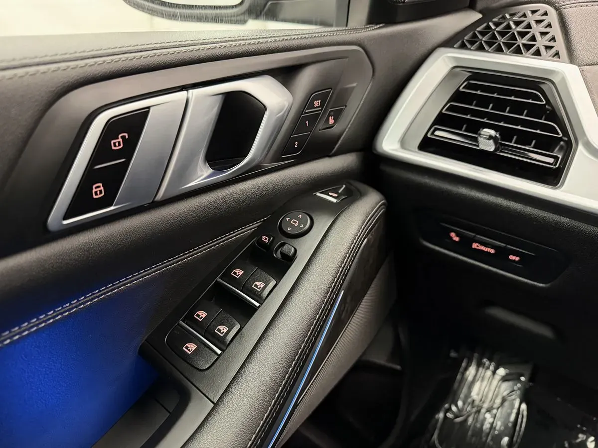 BMW X5 photo 14