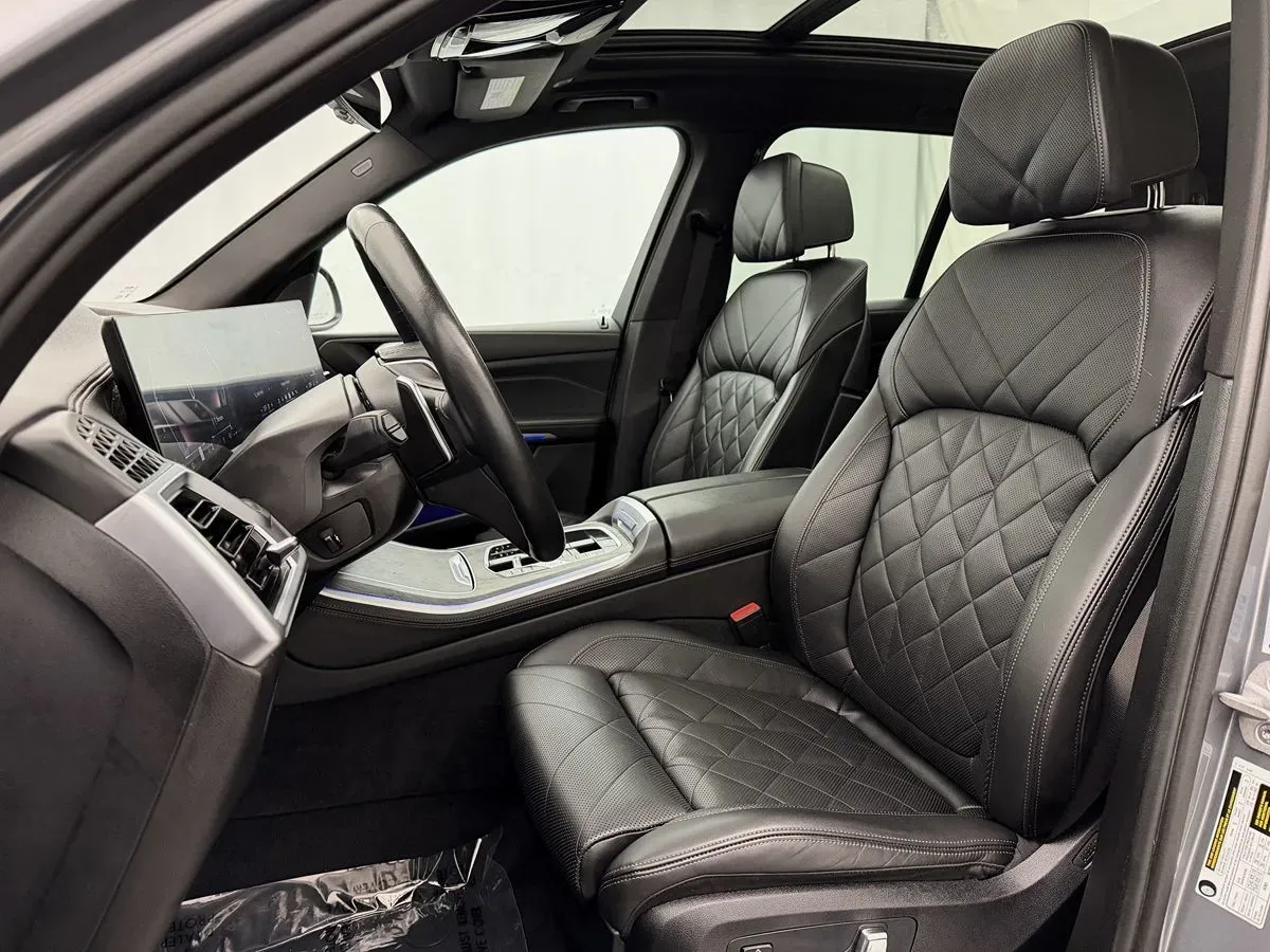 BMW X5 photo 8