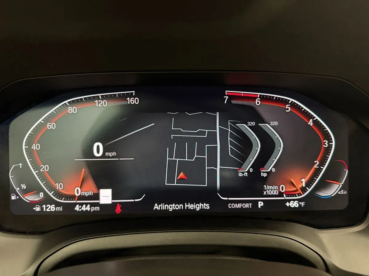 BMW 3 Series photo 14