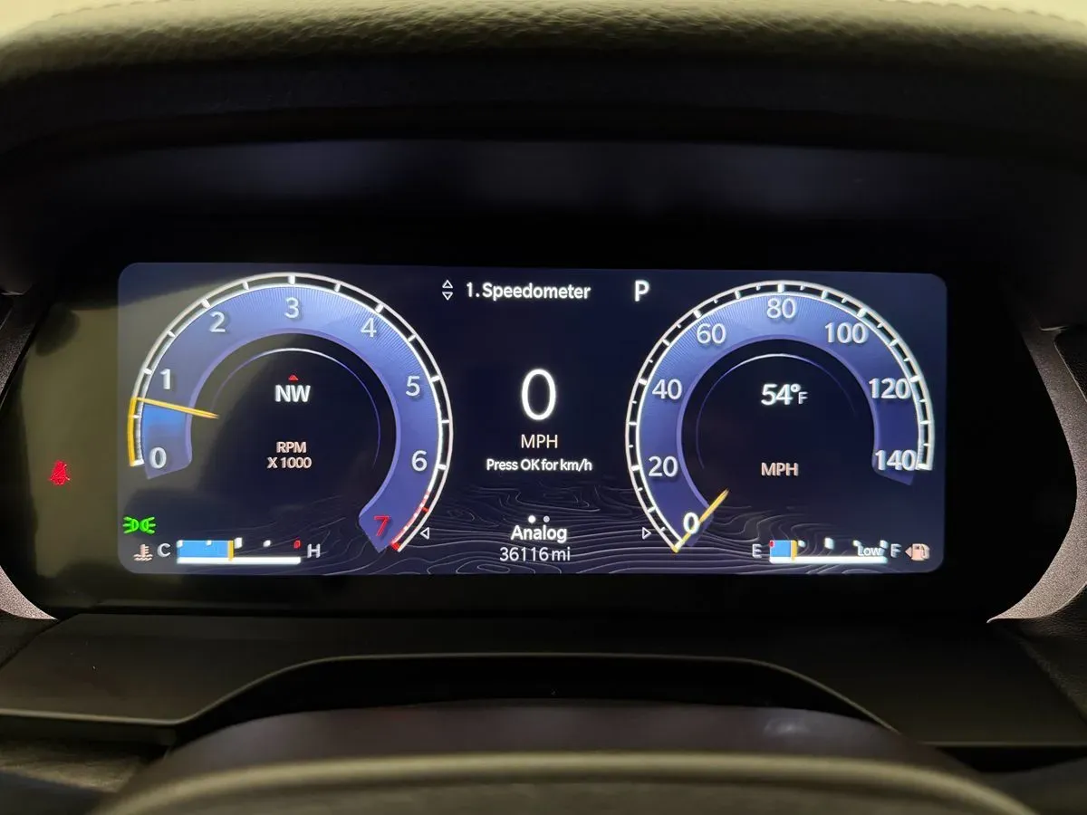 Jeep Grand Cherokee photo 11