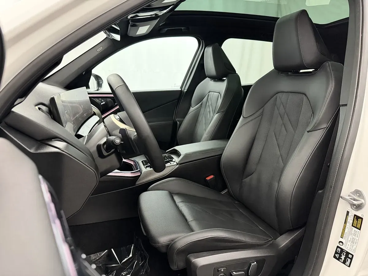 BMW X3 photo 8