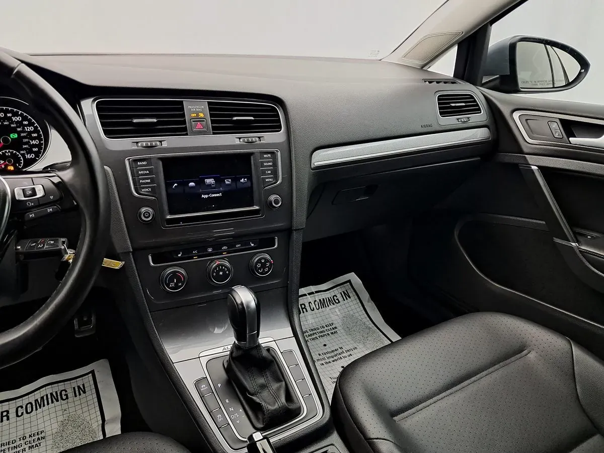 Volkswagen Golf Alltrack photo 12