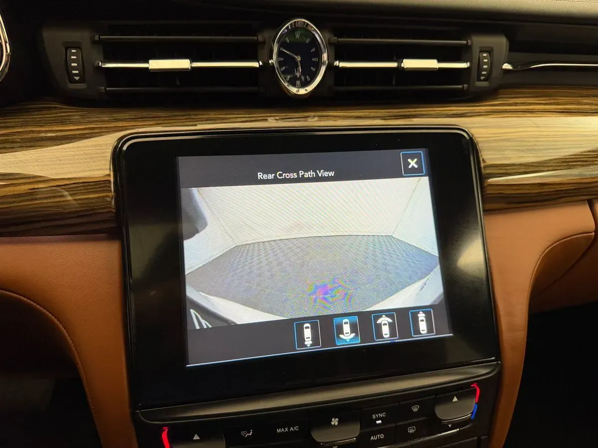 Maserati Quattroporte photo 21