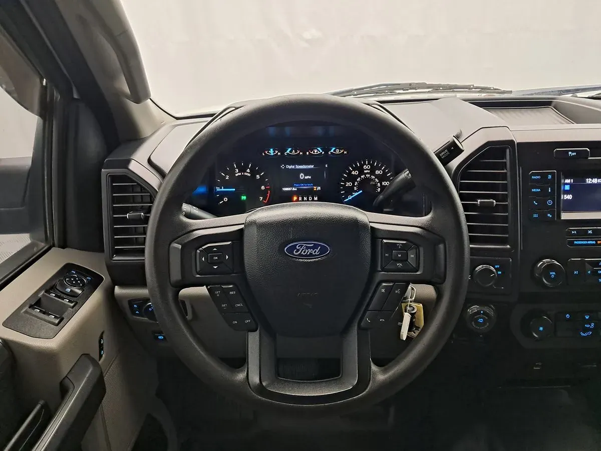 Ford F-150 photo 10