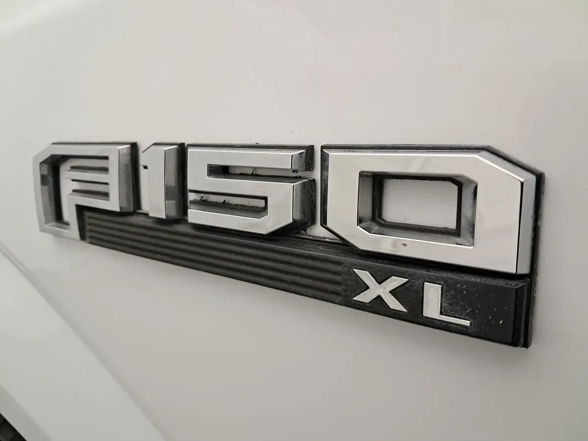 Ford F-150 photo 6